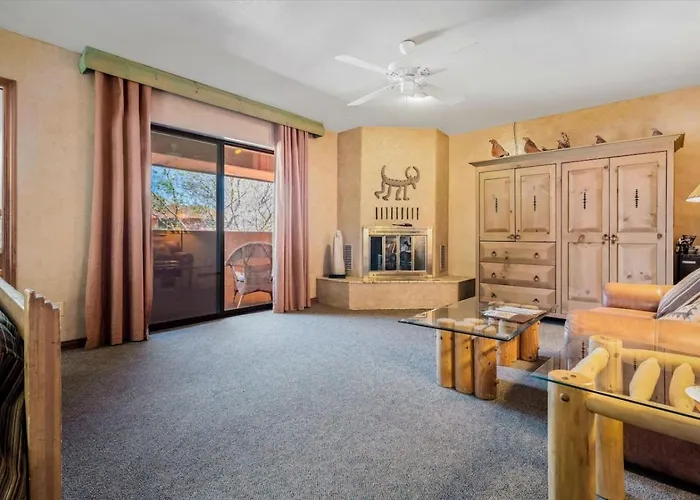 Apartment Adobe Village Southwest