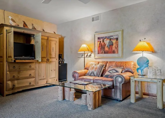 Adobe Village Southwest Apartment *